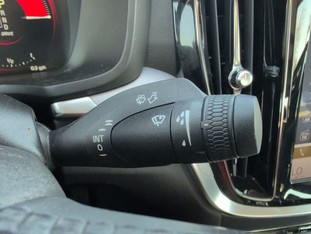 Thumbnail: 2020 Volvo S60 - 27