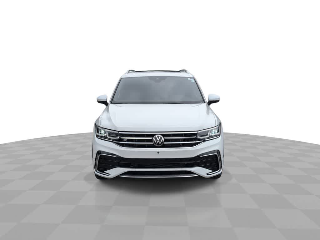 Thumbnail: 2023 Volkswagen Tiguan - 3