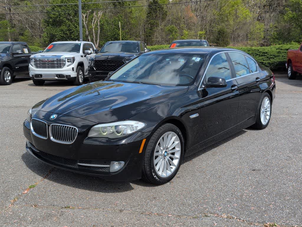 Thumbnail: 2011 BMW 5 Series - 4