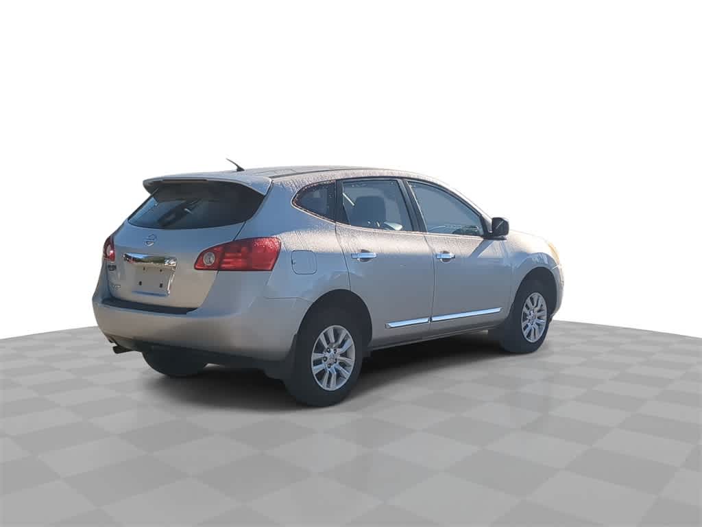 Thumbnail: 2013 Nissan Rogue - 8