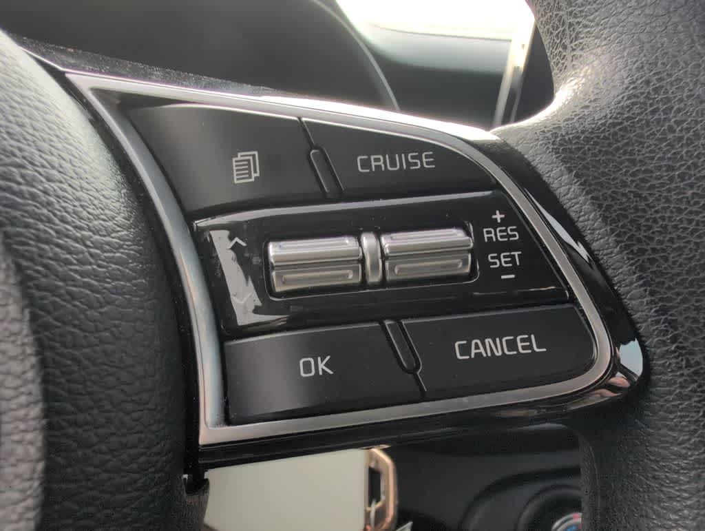 Thumbnail: 2021 Kia Forte - 25