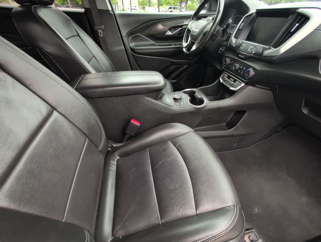 Thumbnail: 2022 GMC Terrain - 21