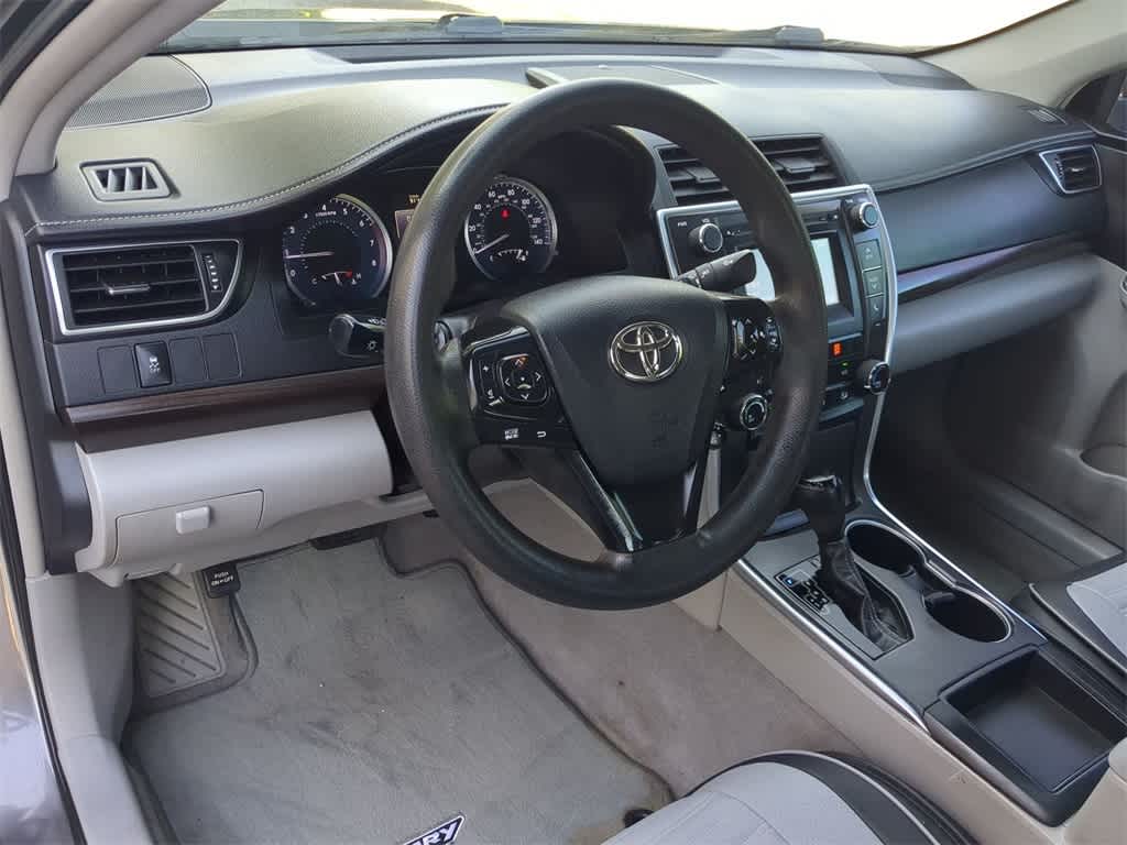 2017 Toyota Camry LE 10