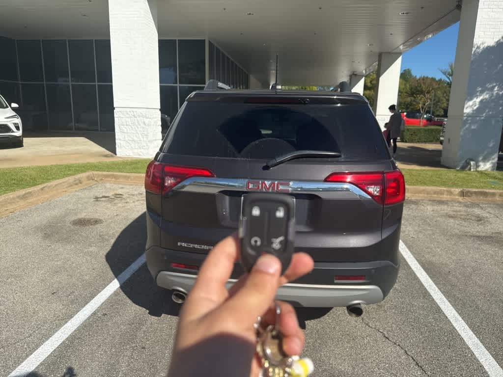 Thumbnail: 2017 GMC Acadia - 6
