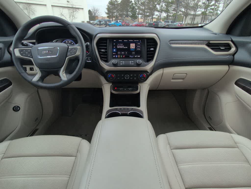 Thumbnail: 2023 GMC Acadia - 16