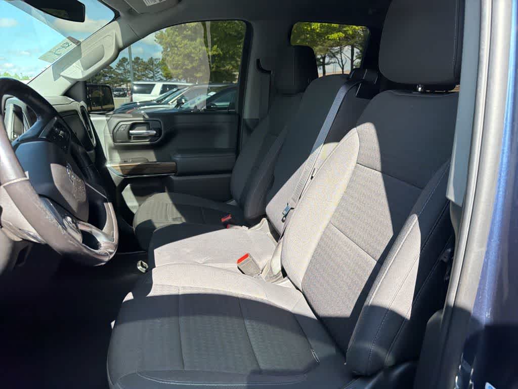 Thumbnail: 2022 Chevrolet Silverado 1500 - 12