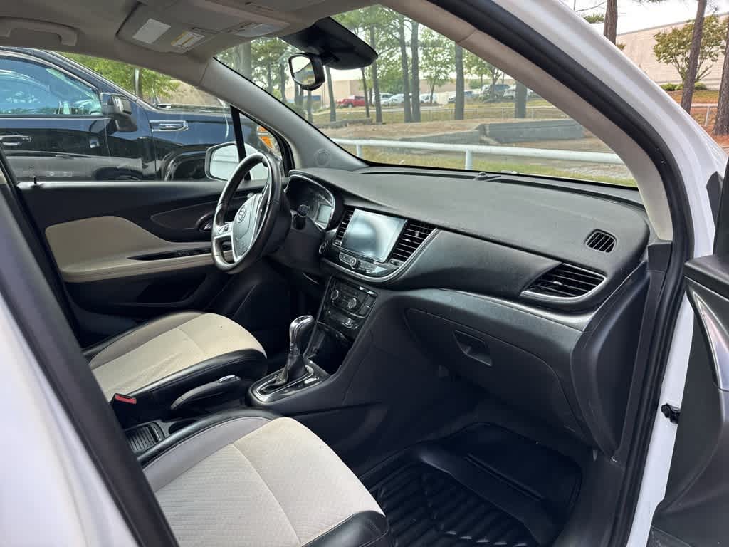 Thumbnail: 2021 Buick Encore - 10
