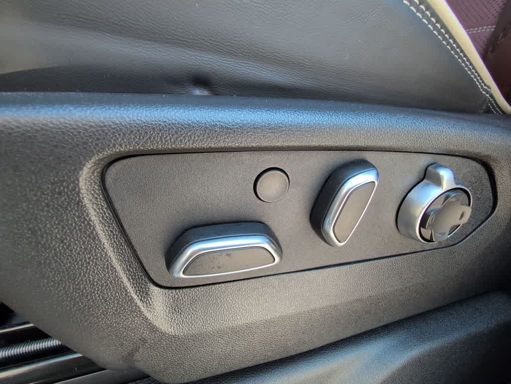 Thumbnail: 2026 GMC Sierra 2500 - 18