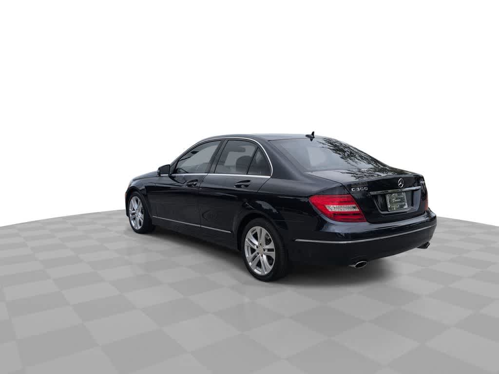 Thumbnail: 2013 Mercedes-Benz C-Class - 6