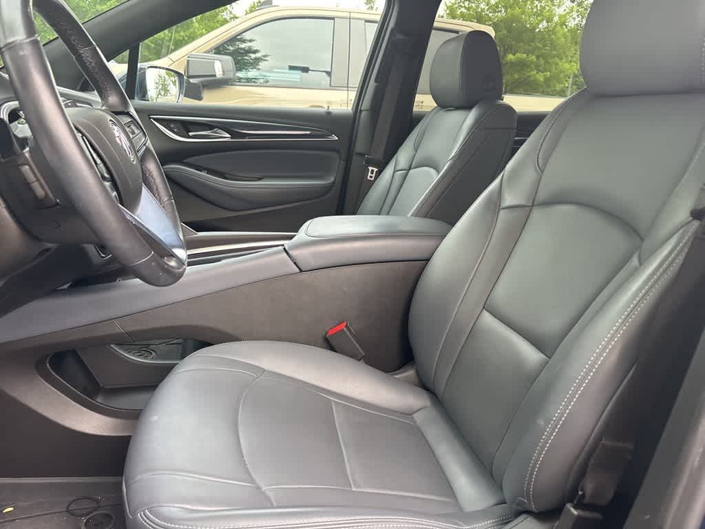 2024 Buick Enclave Essence 14