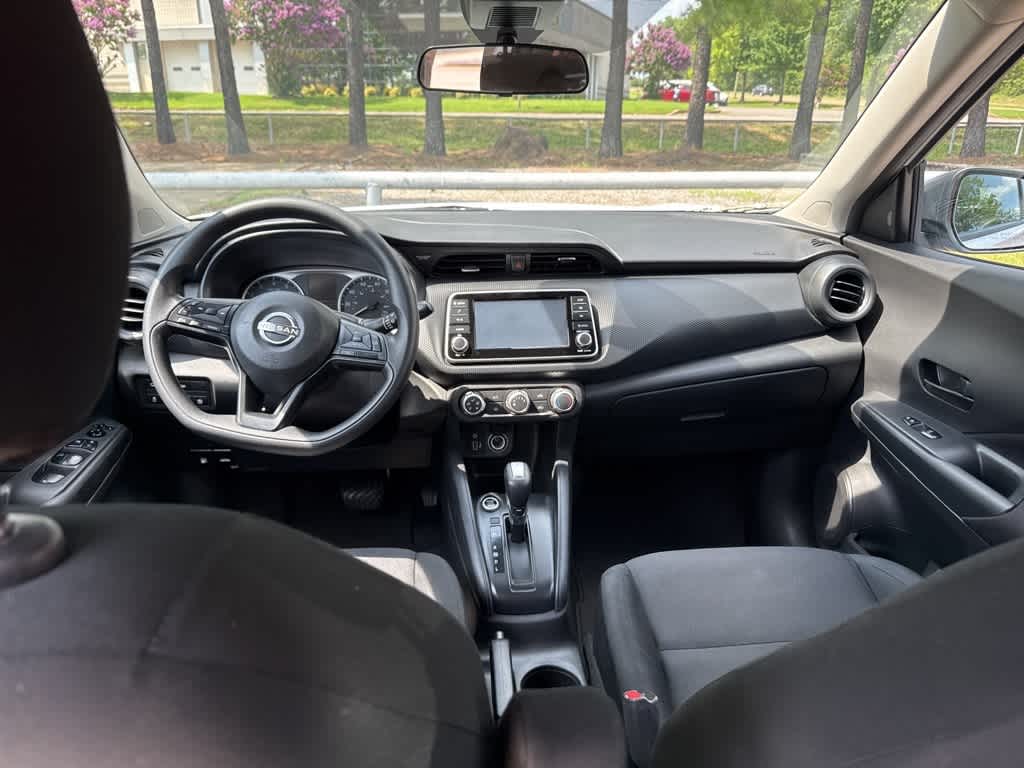 Thumbnail: 2023 Nissan Kicks - 4