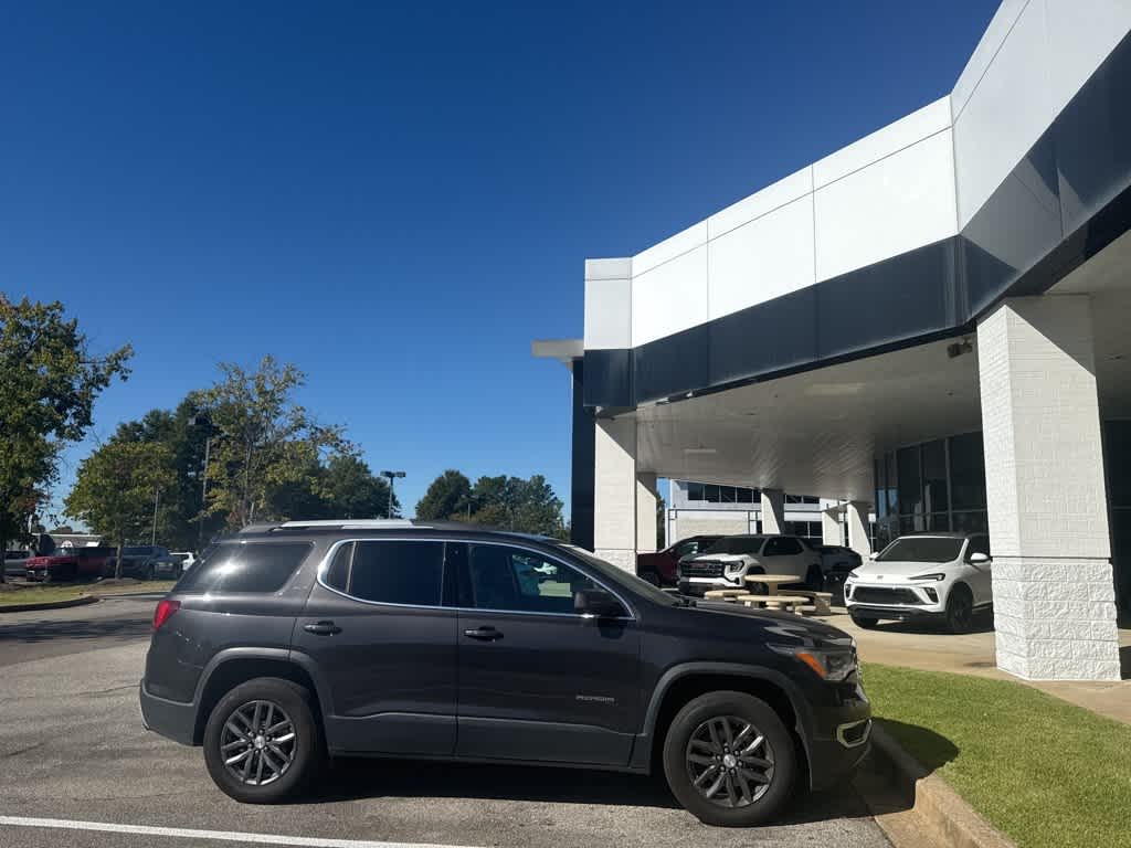 Thumbnail: 2017 GMC Acadia - 4