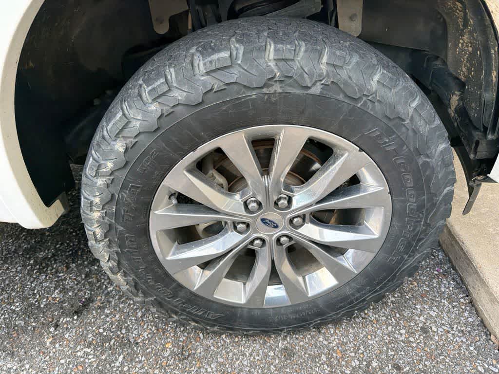 Thumbnail: 2017 Ford F-150 - 11