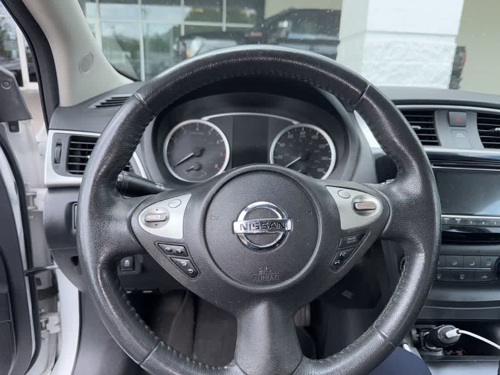 Thumbnail: 2017 Nissan Sentra - 16