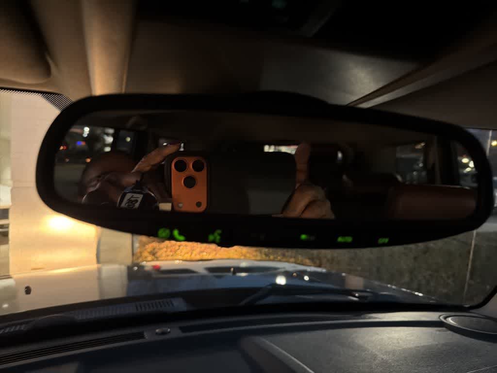 Thumbnail: 2007 Jeep Commander - 14