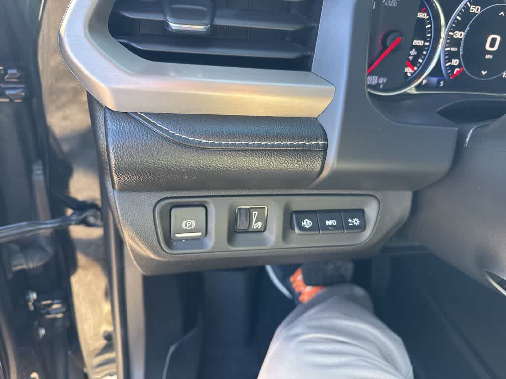 Thumbnail: 2021 GMC Acadia - 24