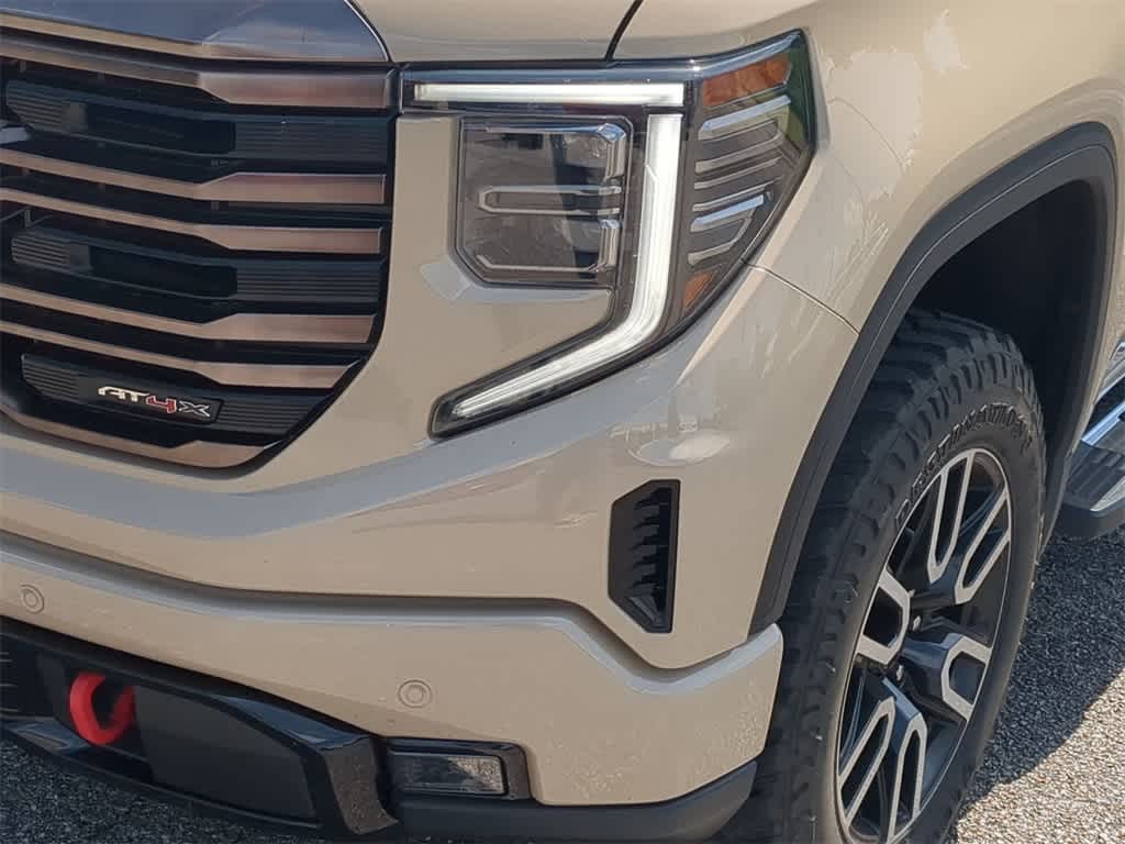 Thumbnail: 2022 GMC Sierra 1500 - 11