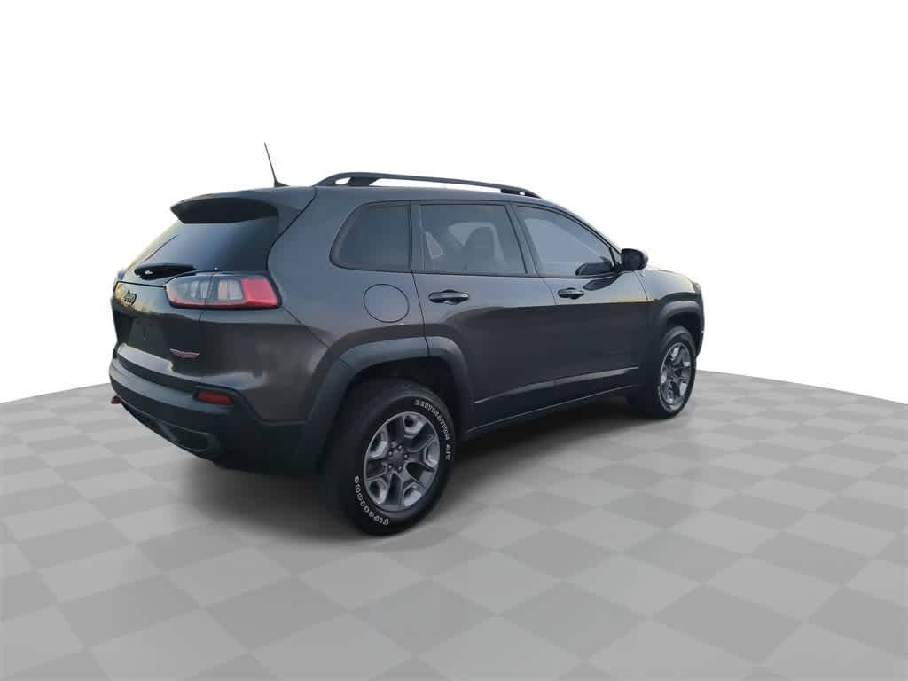 Thumbnail: 2019 Jeep Cherokee - 8