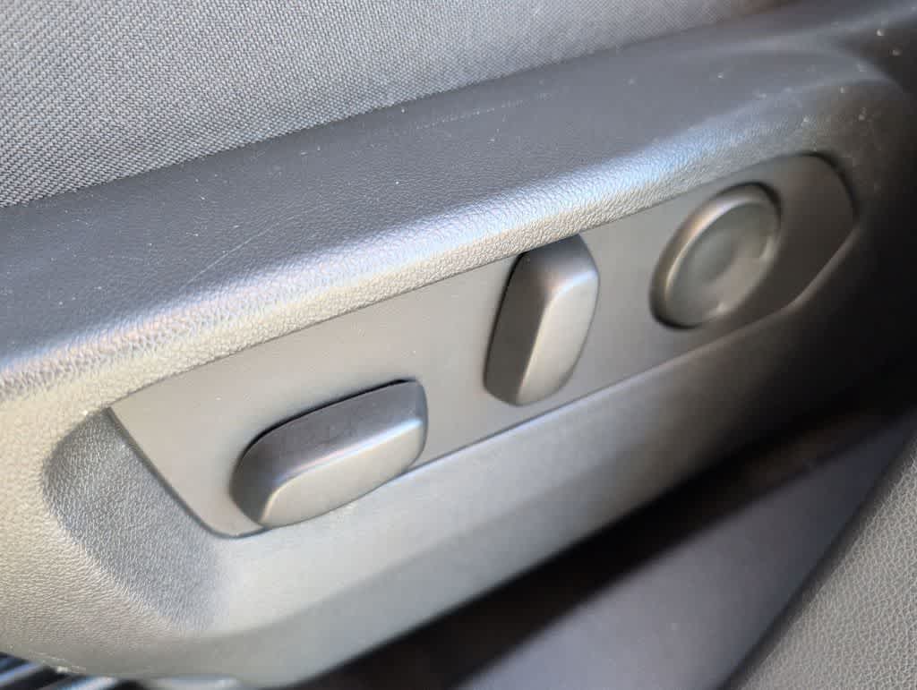 Thumbnail: 2025 Buick Envision - 17