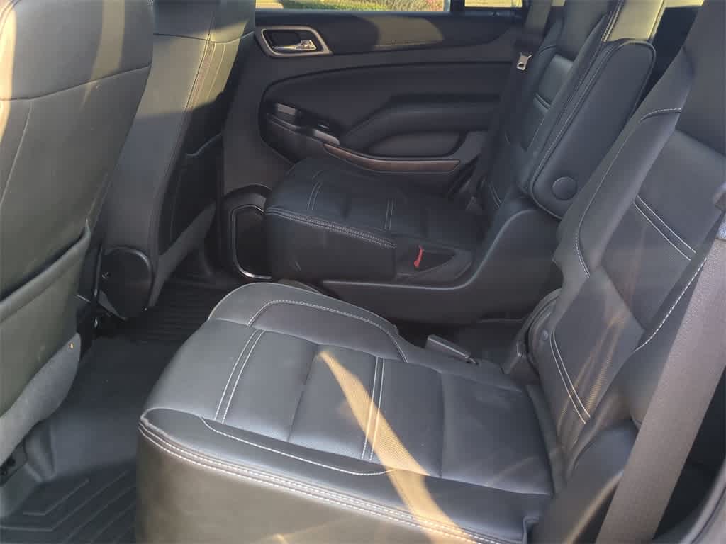 Thumbnail: 2019 GMC Yukon - 21