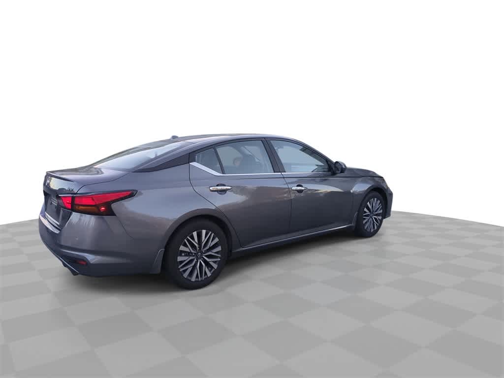 Thumbnail: 2024 Nissan Altima - 8