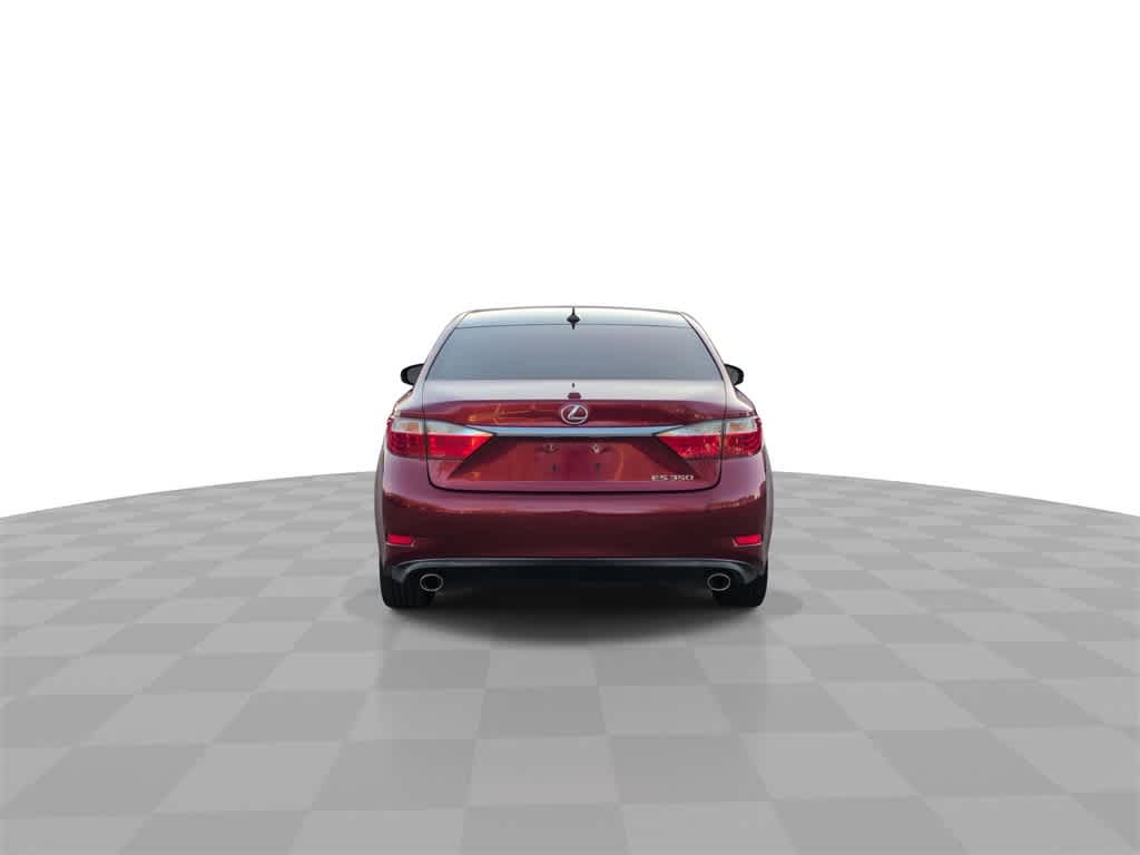 Thumbnail: 2013 Lexus ES - 7