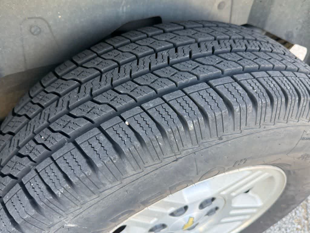 Thumbnail: 2008 Chevrolet Tahoe - 13