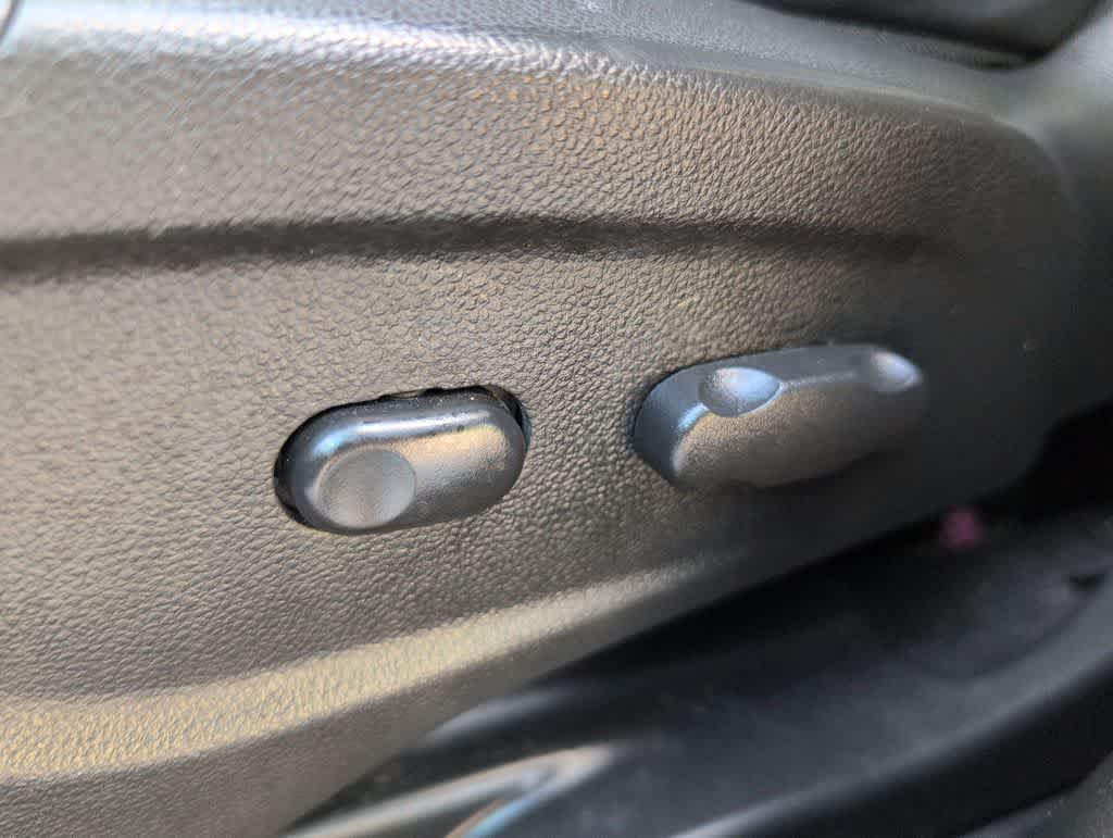 Thumbnail: 2017 Buick Encore - 18