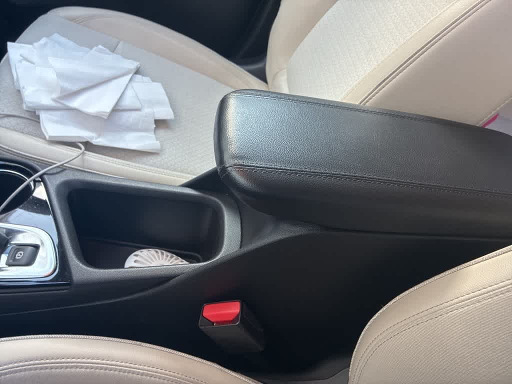 Thumbnail: 2022 Buick Encore GX - 22