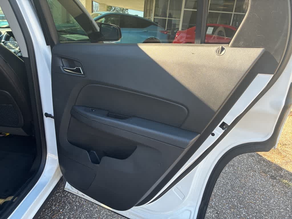 Thumbnail: 2017 GMC Terrain - 9