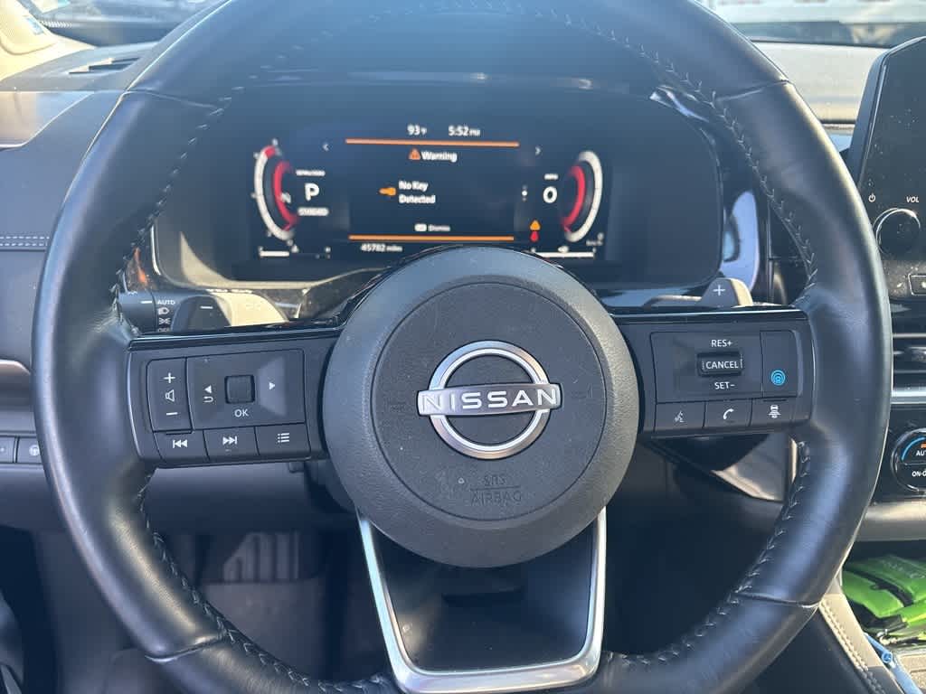 Thumbnail: 2023 Nissan Pathfinder - 11