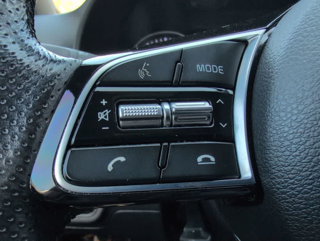 Thumbnail: 2020 Kia Forte - 23