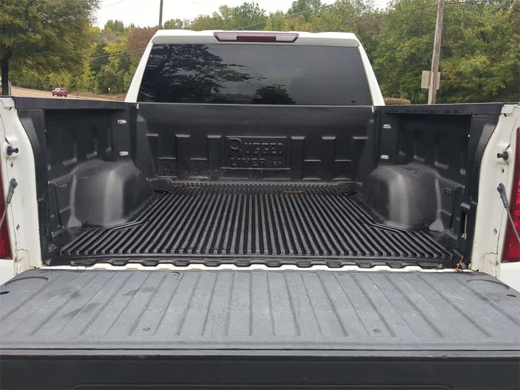 Thumbnail: 2021 Chevrolet Silverado 1500 - 32