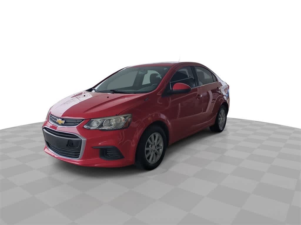 Thumbnail: 2017 Chevrolet Sonic - 4
