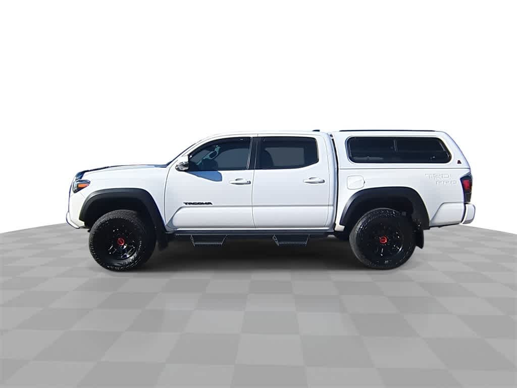Thumbnail: 2022 Toyota Tacoma - 5