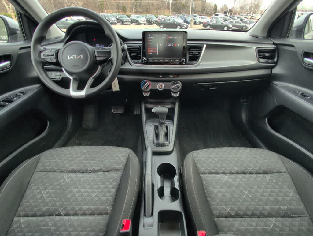 Thumbnail: 2023 Kia Rio - 15