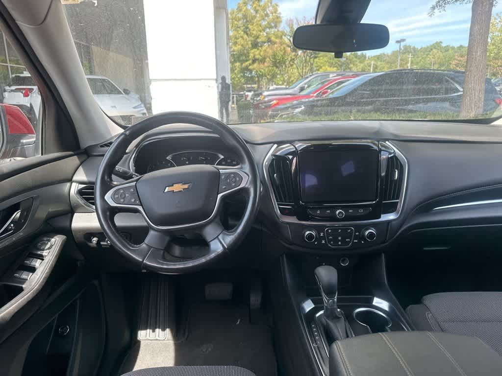 Thumbnail: 2021 Chevrolet Traverse - 5