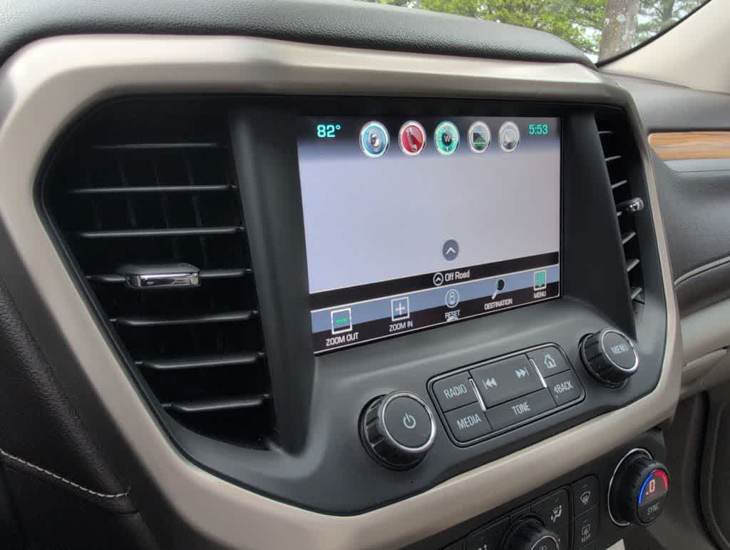 Thumbnail: 2017 GMC Acadia - 31