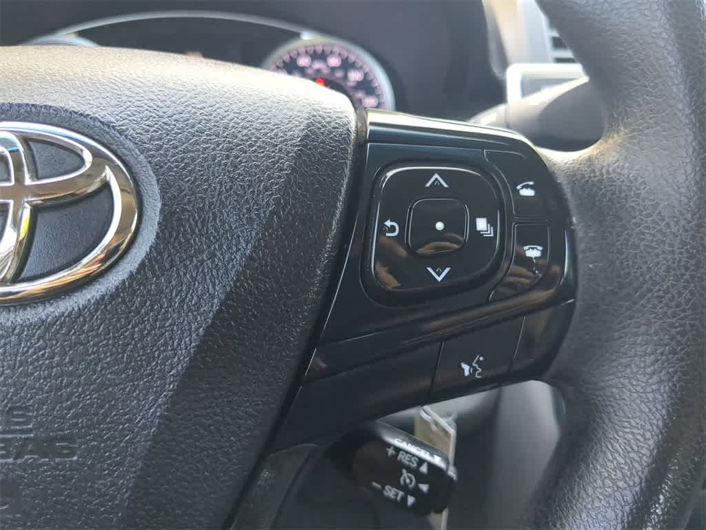 2017 Toyota Camry LE 25