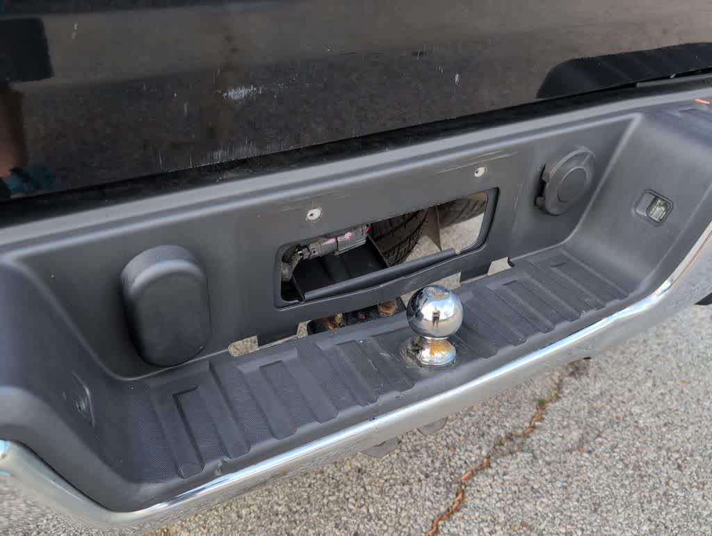 Thumbnail: 2017 Chevrolet Colorado - 32