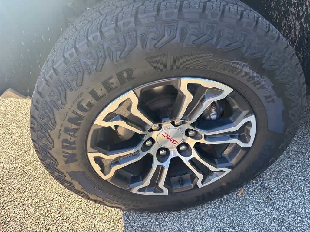 Thumbnail: 2023 GMC Canyon - 8