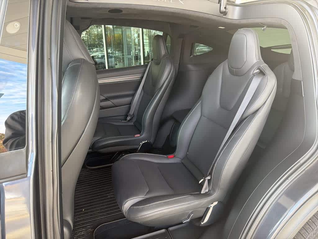 Thumbnail: 2022 Tesla Model X - 5