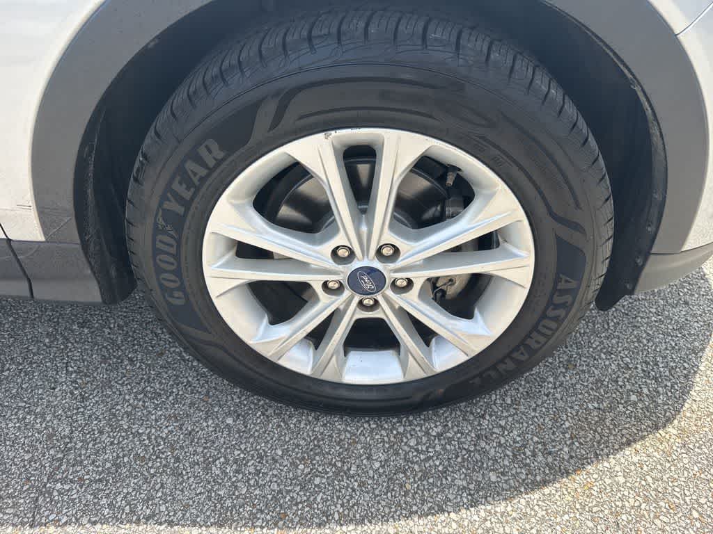 Thumbnail: 2018 Ford Escape - 14