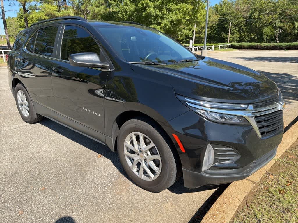 Thumbnail: 2022 Chevrolet Equinox - 17