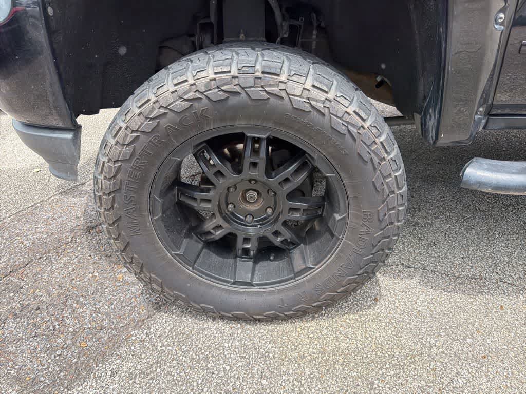 Thumbnail: 2017 Chevrolet Silverado 1500 - 13