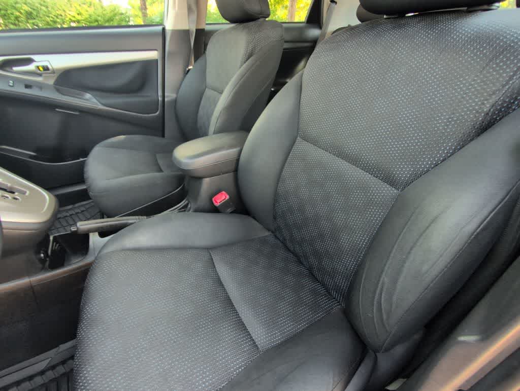 Thumbnail: 2010 Toyota Matrix - 16