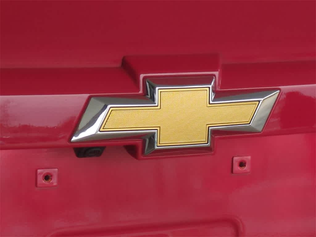 Thumbnail: 2017 Chevrolet Sonic - 11