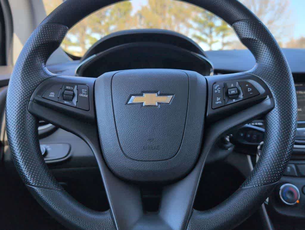 Thumbnail: 2019 Chevrolet Trax - 22