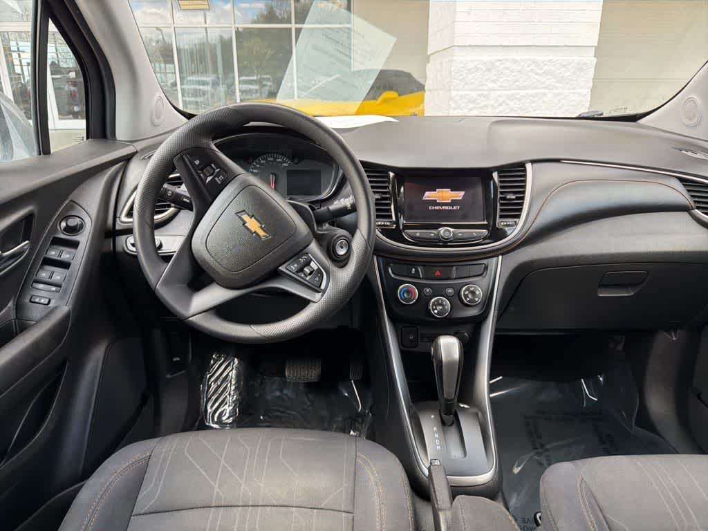 Thumbnail: 2020 Chevrolet Trax - 24