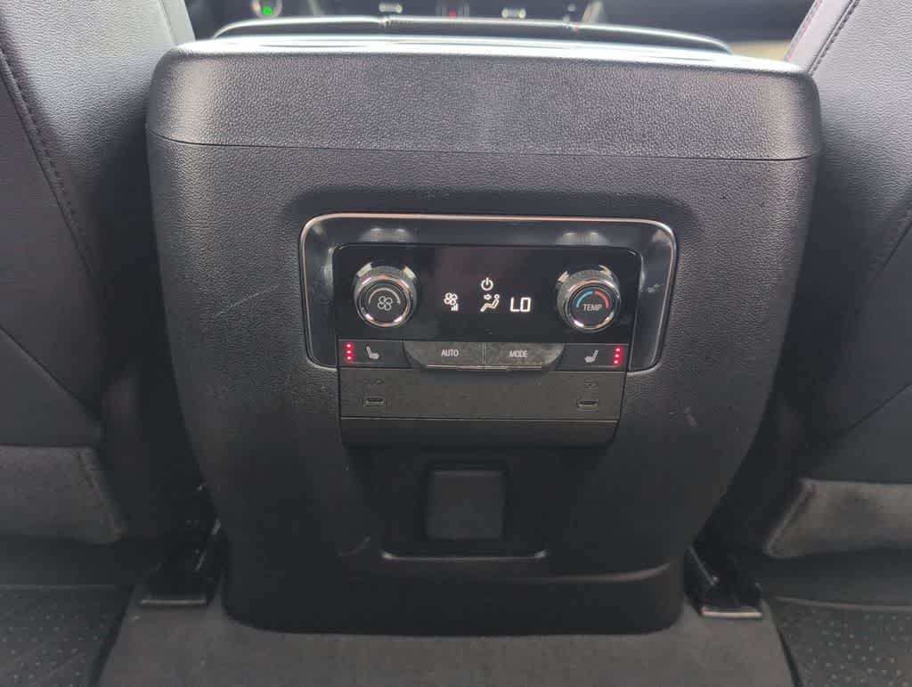 Thumbnail: 2025 Chevrolet Tahoe - 40